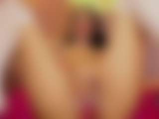 Live cam show with Melany Mendoza - Latina MILF on Camsoda | colombia