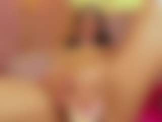 Live cam show with Melany Mendoza - Latina MILF on Camsoda | colombia
