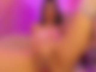 Live cam show with Melany Mendoza - Small Tits on Camsoda