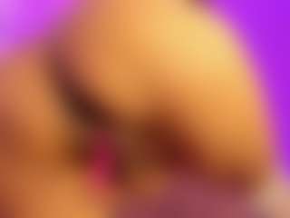Melany Mendoza's Live Sex Cam Show