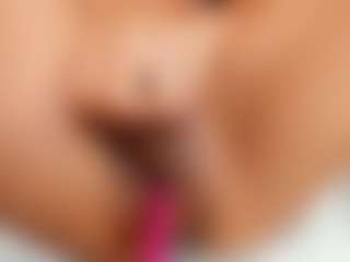 Melany Mendoza's Live Sex Cam Show