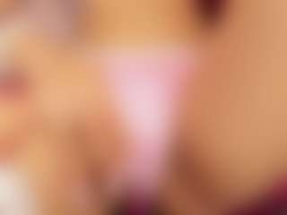 Live cam show with Melany Mendoza - Middle Aged on Camsoda Late Night
