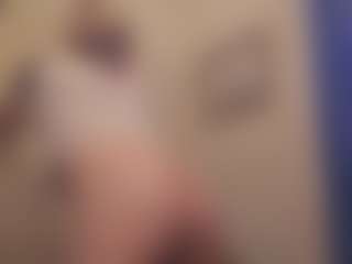 Live cam show with Randcandy77 - Mobile MILF on Camsoda Late Night