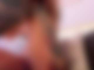 Live cam show with Agata Duque - Teen (18+) on hotwifechat.live