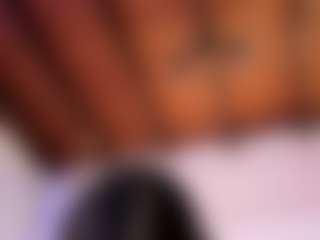 Live cam show with Agata Duque - Mature on live18s.com