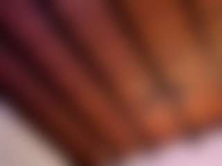 Live cam show with Agata Duque - MILF on live18s.com