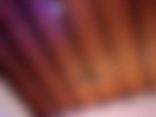 Live cam show with Agata Duque - Petite on CamwithHer