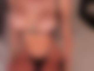Live cam show with Agata Duque - Blowjob on Mixed Magazine Live