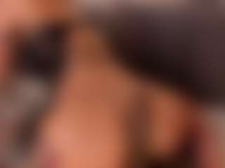 Live cam show with Agata Duque - Middle Aged on justonemore.cc