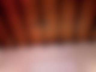 Live cam show with Agata Duque - Mature on xDating