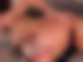 Live cam show with Agata Duque - Lovense Brown Hair on CamSodaAdn