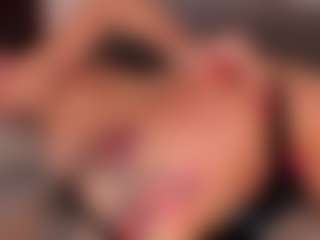 Live cam show with Agata Duque - Shaved Pussy Mature on Camversity