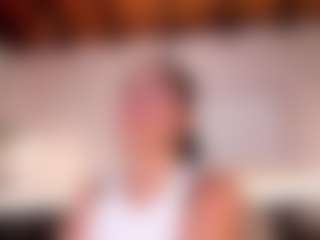 Live cam show with Agata Duque - Latina MILF on alttransgirls | colombia