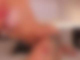 Live cam show with Agata Duque - Gamer Mature on SpunkLive