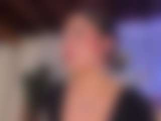 Live cam show with Agata Duque - Interactivetoy Granny on TottyGirls