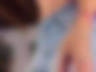 Live cam show with Agata Duque - Asian Granny on Camsoda