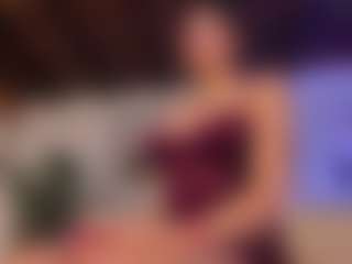 Live cam show with Agata Duque - Petite Teen (18+) on live18s.com