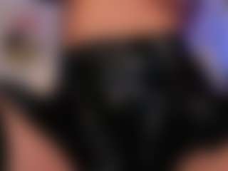 Live cam show with Agata Duque - Trimmed Granny on CamSextacy