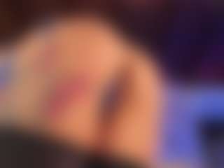 Live cam show with Agata Duque - Skinny MILF on SinfulBabes