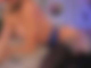 Live cam show with Agata Duque - Big Tits Small Tits on Milfs Live