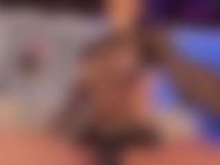 Live cam show with Agata Duque - College Big Tits on livesuperchat.net