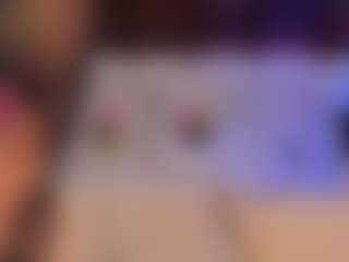Live cam show with Agata Duque - Small Tits Mature on livesuperchat.net