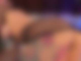 Live cam show with Agata Duque - Cute on Hubzter Live