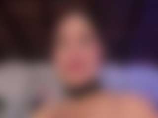 Live cam show with Agata Duque - Genital Piercings on Soda Cam