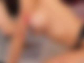 Live cam show with Agata Duque - Interactivetoy Granny on AdultVida.com