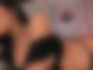 Live cam show with Agata Duque - Mature on Gym Cam Girls