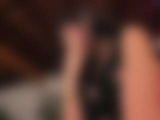 Live cam show with Agata Duque - Mature on Dolls Live