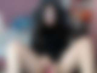 Live cam show with Wanda love - Young Adult on googirlz