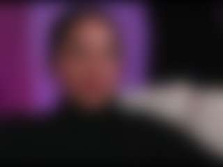 Live cam show with Artemusa - Latina on liverealitysex.com