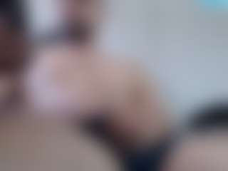 Live cam show with masterdickmonster - Tease on SquirtSoMuch
