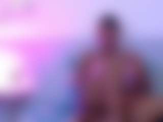 Live cam show with miss-dinah - Red Hair Shaved Pussy on Chatstar
