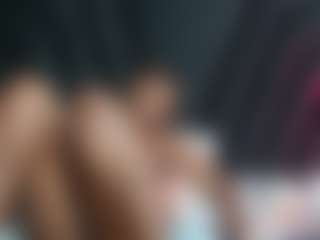 Live cam show with miss-dinah - Brown Hair on Uber Horny