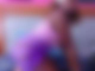 Live cam show with miss-dinah - MILF Teen (18+) on Camming Site