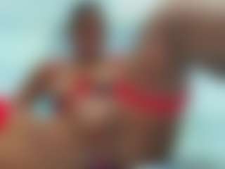 Live cam show with miss-dinah - Facial on Camsoda