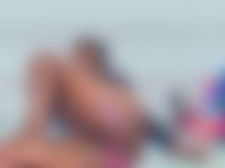 Live cam show with miss-dinah - Petite on Camsoda