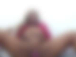 miss-dinah MILF webcam performer live streaming