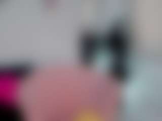 Live cam show with MissValerieW - Smoking on TeamSkeetLive