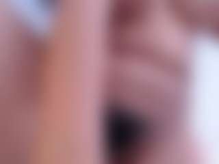 Live cam show with Samanta_james19 - Moaning on Camsoda
