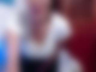 Live cam show with samanthawhatson - Striptease Granny on Camsoda