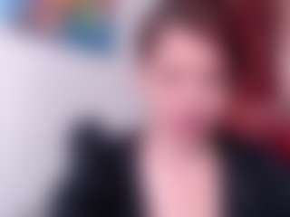Live cam show with samanthawhatson - Striptease Granny on SinfulBabes