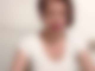 samanthawhatson MILF webcam performer live streaming
