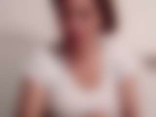 Live cam show with samanthawhatson - Granny on Camsoda