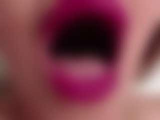 samanthawhatson's Live Sex Cam Show