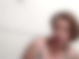 Live cam show with samanthawhatson - Mature on Soda Cam