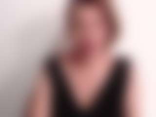 Live cam show with samanthawhatson - Spy Granny on Soda Cam