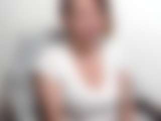 Live cam show with samanthawhatson - Striptease Granny on Camsoda